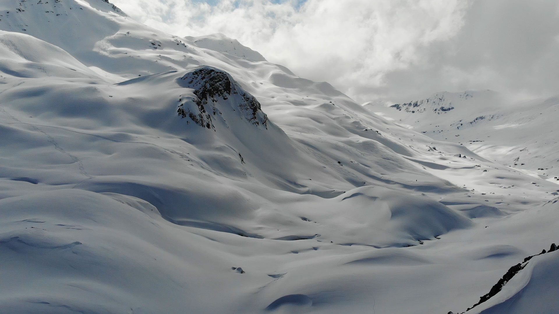 Neve Fresca — 24/7 Freeride Davos